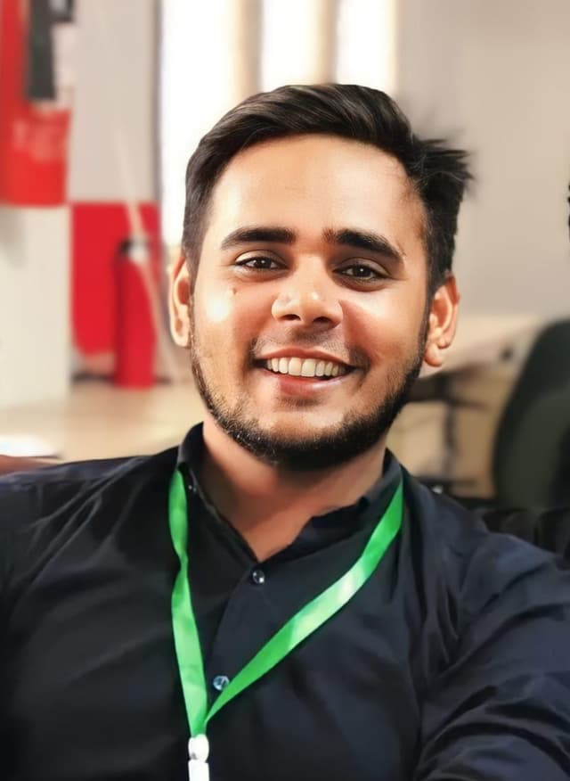 Naushad Khan